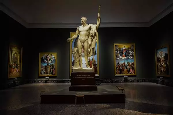#iorestoacasa ma vado al museo