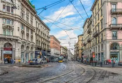 Cento città intelligenti e a zero emissioni